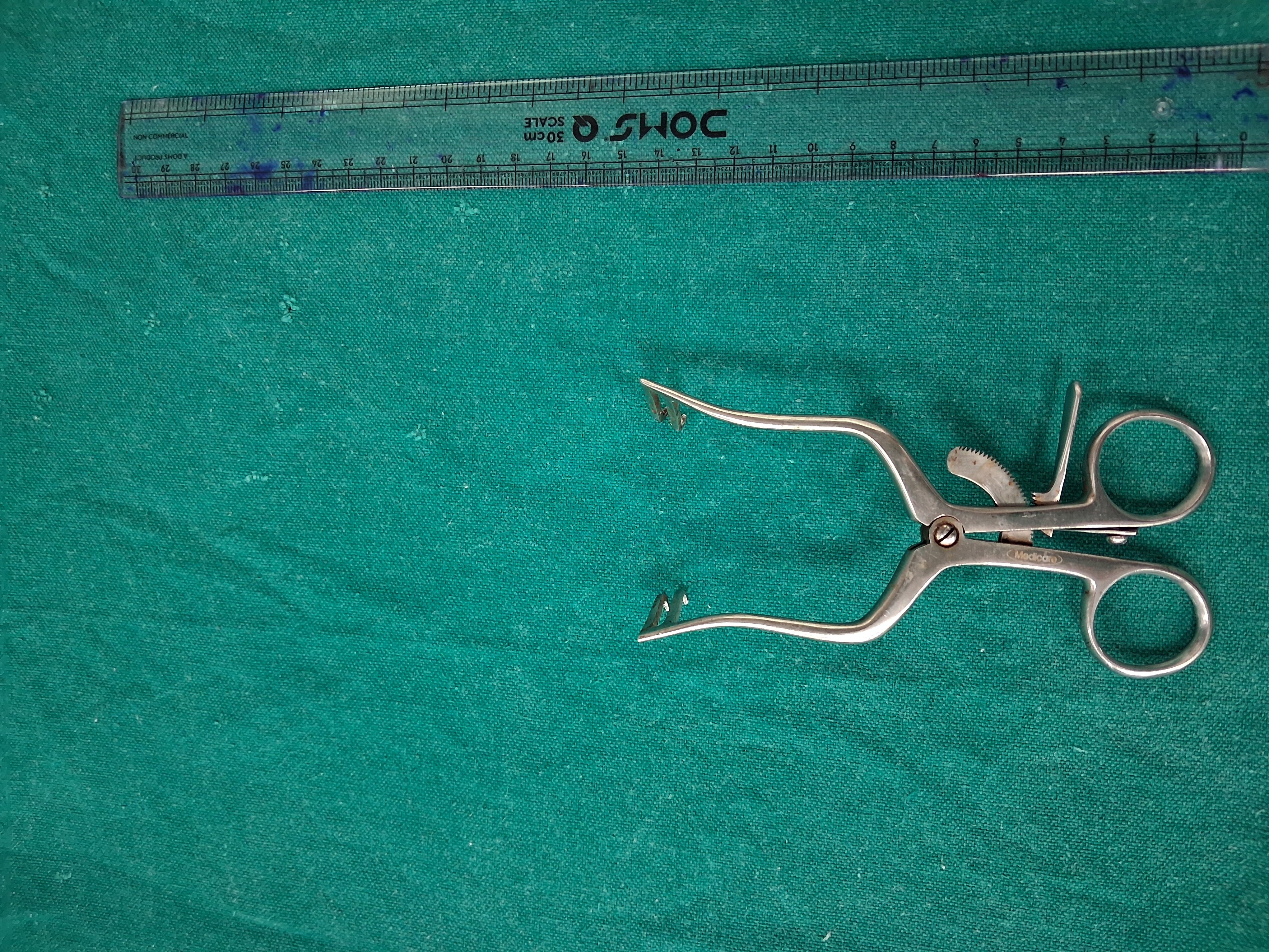 Retractor Mastoid 2x2pronge